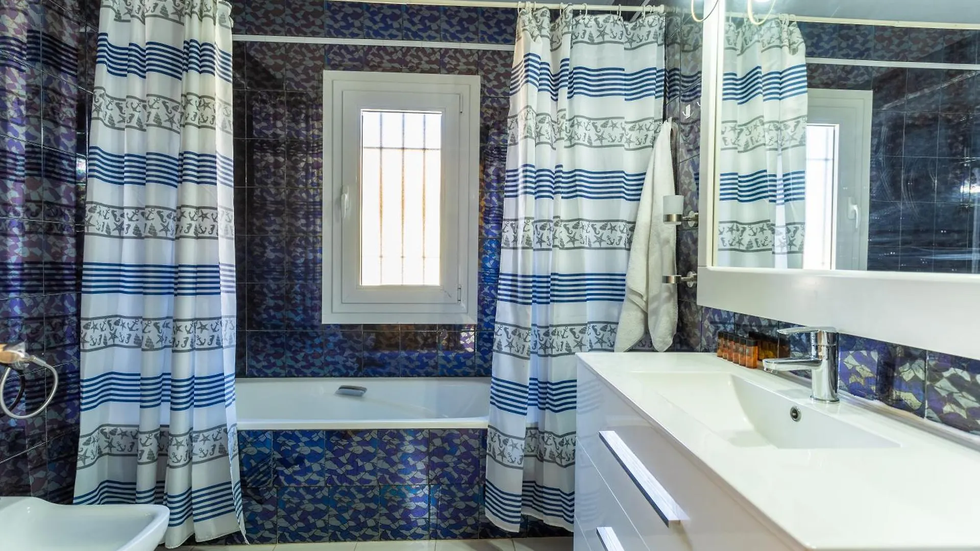 Trendyhomes Chalet Con Piscina Roquetas de Mar 0*,  Spain