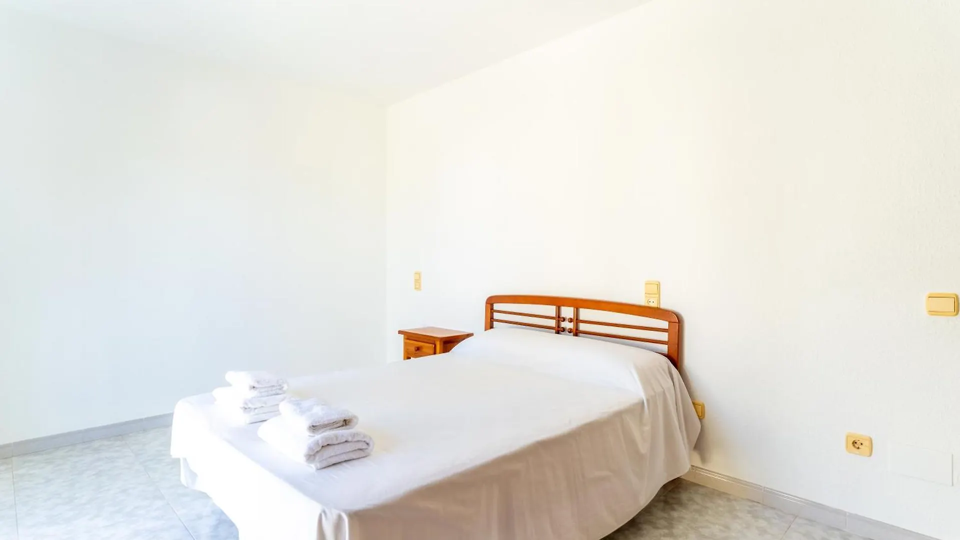 Trendyhomes Chalet Con Piscina Roquetas de Mar 0*,