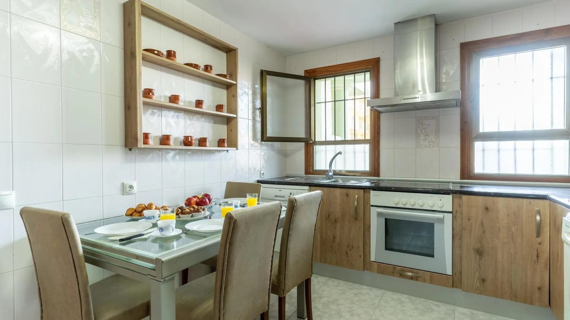 Trendyhomes Chalet Con Piscina Roquetas de Mar 0*,  Spain
